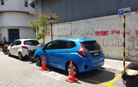 Male' in vikki parking jaaga thakaa gulhey gothun shakuvaa hushahalhan hulhuvaalaifi 