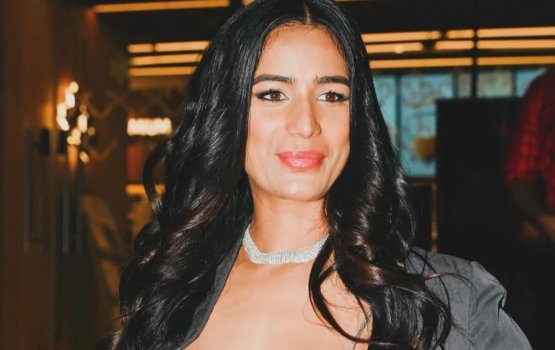 Bollywood ge thari Poonam Pandey maru vejje