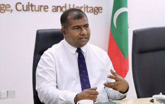 Vilaresveringe musaara aa medhu member Azaan suvaalu ufahdhavaifi