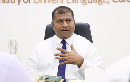 Dhivehi bahuge ministry gai 48 siyaasee muvazzafun, Musaara ah million akah vure gina!