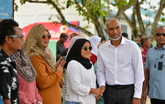 Sarukaarakah kameh kurevenee rayyithun 2 faharah goi ninmaigen: raees muizzu