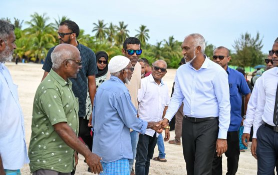 Miadhu Raees Muizzu uthuruge 4 atholhakah dhathuru fattavanee