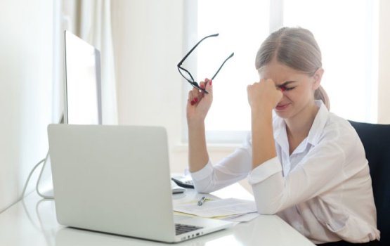 Gina iru screen ah belumun vaa undhagoo thakah halleh!