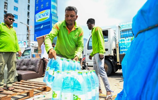 Hoonumin aadhayaa khilaafah mahchah dhanee, ihusaas kurevey hoonumin 37 degree ah