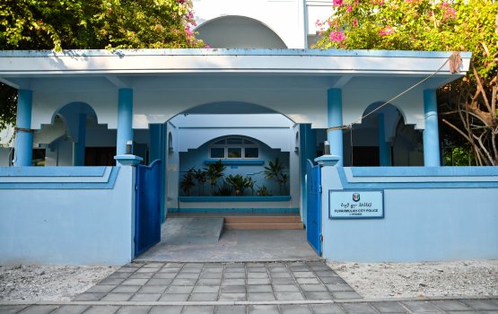 Fuvahmulak gai accident eh: Car aai cycle akah gellun vejje