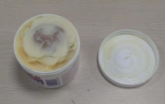 Courier medhuverikoh Raajje ethere kuran ulhunu 3.3 kilo ge masthuvaa thakethi athulaigenfi 