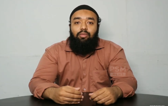 Saudi ah kan'daalhaa aa safeerakah Thohaa hamajassan majileehah