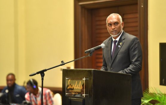 Anhen viyafaari  verinnah 6.5M dollaruge laon facility eh thaaraf kuranee