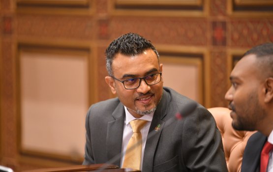 Majlis ge raees kamah MDP in hushahelhee Naazil ge nan, Naibakah Maradhoo Didi 