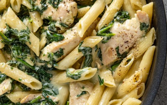 Recipe: Creamy Chicken and Spinach Pasta