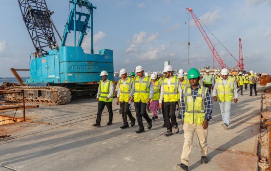 Thilamale bridge ge massakathuge baaruminaa medhu hiyhamajehey: Muhthalib