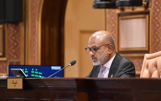 Rajjey ge maalee haalath rangalhu kuran hithi beyheh boan jehenyaa angan jehey: Nazim