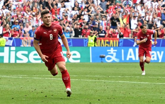 Fahu minute gai Djokovic jehi landaa eku Serbia point eh hoadhaifi 