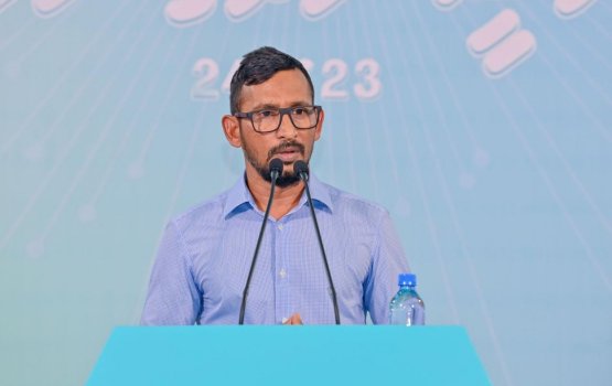 Falah vidhaalhu vanee committee thakun badhalu kurumakee Azaan ah dhin adhabeh noon kamah