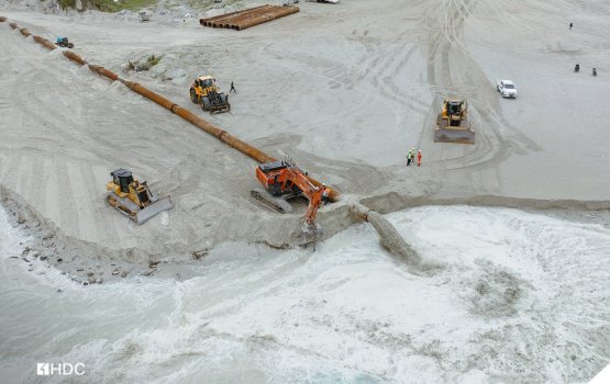 Male sarahahdhu ge bin hikkun avas kuran ithuru 3 dredger gennanee 