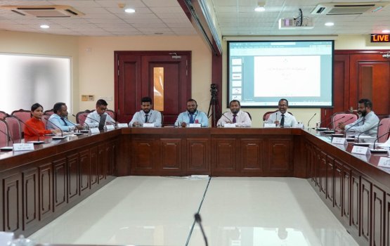 Uvaalaane kunfuni thah PCB in kanda'alhaifi
