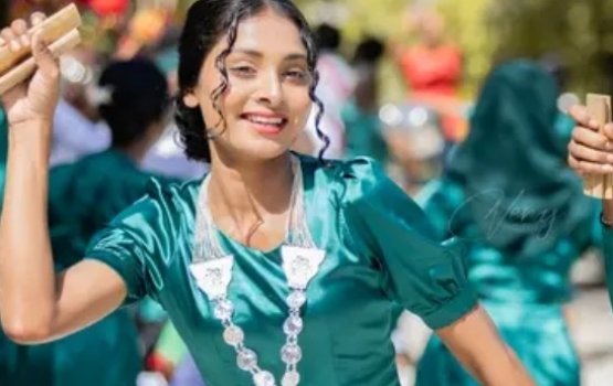 Zara aai Siyam ge kaiveneege thayyaareethah: 3 as Kamadhoo ah gengosfi