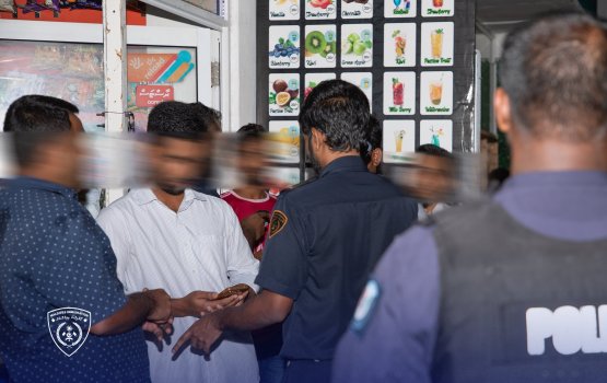 Gavaidhaa hilaafuvegen 10 mas thereygai 4,000 ah vure gina Bidheyseen fonuvaalaifi