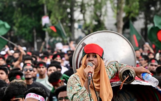 Bangaldesh gai kiyavaa kudhin muzaaharaa kuranee 