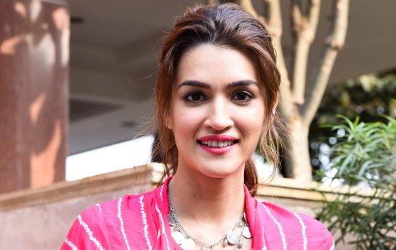 Kriti 2,000 aka footu ge bodu bimeh ganefi