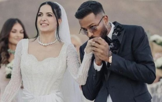 Enme fahun Natasa aai Hardik varivikan iulaan kohfi