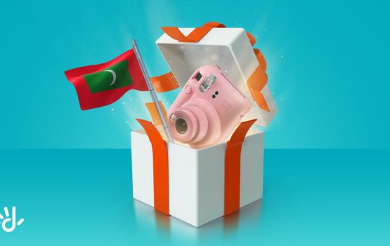Mi minivan dhuvahu dhiraagu in instax mini 12 eh hoadhumuge furusath! 
