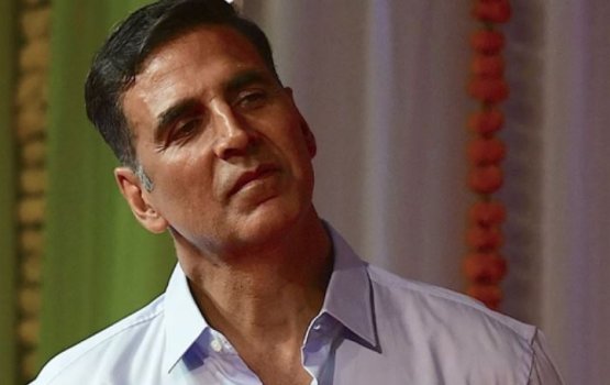 Faadu kiyaa meehunnah Akshay ge hoonu rahdheh!