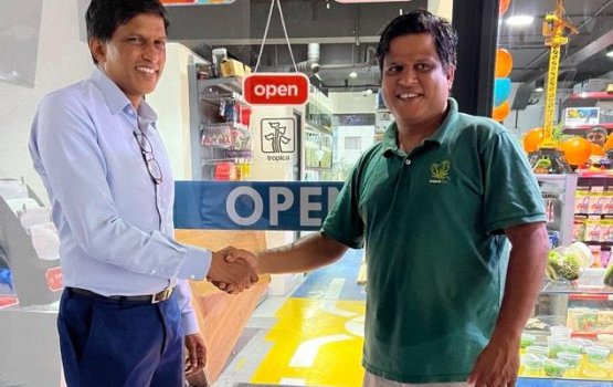 Dhiraagu ge aa partner shop eh hulhumale phase 2 gai hulhuvaifi