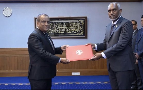 Khiyaanaathuge thuhumathugai dhauva koffaivaa Nimaalu LGA CEO akah