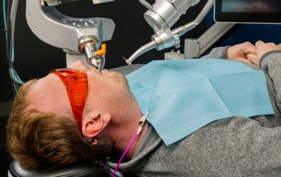 Furathama faharah robot eh beynun kohgen dhathuge faruvaa dheefi