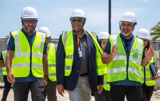 Seychelles ge transport ministry ge vafudheh VIA ah ziyarai koffi