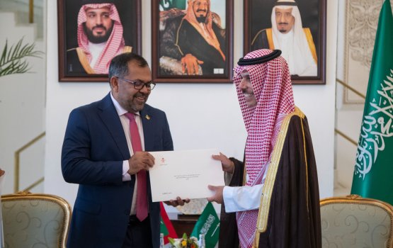 Igthisaadhee haalathu Saudi ah kiyaidhinumah fahu Zameer male' ah