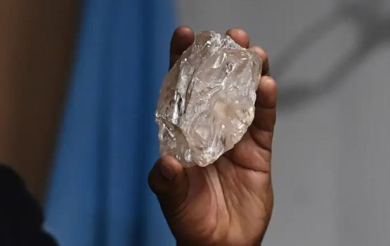 Dhuniyeyge 2 vana ah enme bodu javaahiru Botswana in fenijje