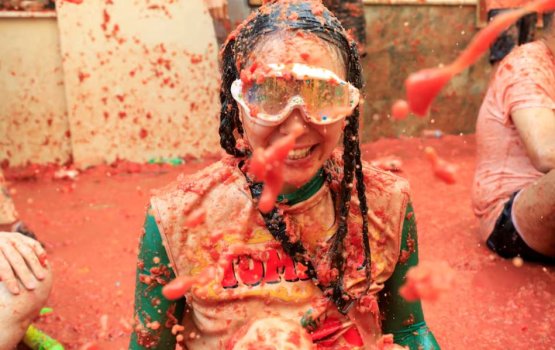 Spain ge mash'hooru tomatino festival baahvaifi