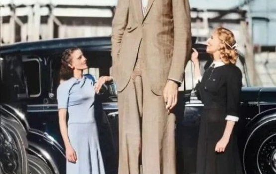 Dhuniye dhuh emme dhigu meehaage kuru hayaathaai mashhooru dhiriulhun