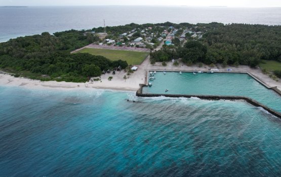 Meehun baalan ninmaafaiva Hirimaradhoo gaives bodu projecteh hingan havaalukoffi