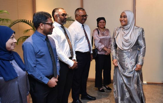 Kharadhu kuda kuran fiyavalhu alhaafai vanikoh Sajida Tanzania ah