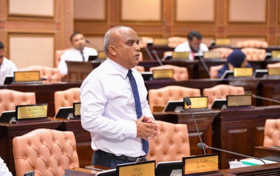 Ihavandhoo dhaairaa ge membaru sarukaarah: Rayyithun thibee mayoos kameh ge therey gai