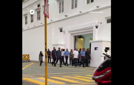 Fuluhunna Sifainge veringe kulli bahdhaluvumeh Bandaarakosheegai baavvaifi