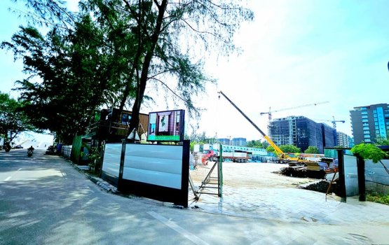 Hulhumale gai tharageekuraa Kandoofa Residence kunfuneege sahha kamaamedhu suvaalu ufedhifai!