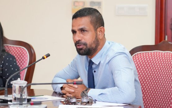 Ali hameed ge kunfunyah faisaa dhin masslaige thahugeeg avas kuran angaifi