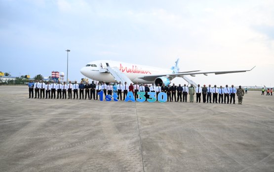 Thaareehee dhuvaheh, Maldivian ge furathama wide body aircraft genesfi