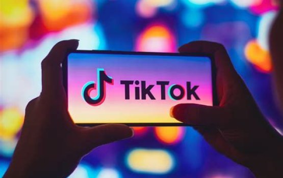 America gai TikTok manaakurumuge asaru