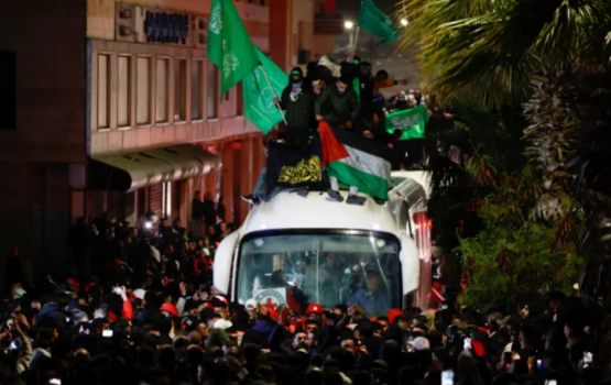 Ebbasvumuge dhashun Palestine ge 90 meehun jalun dhookollaifi