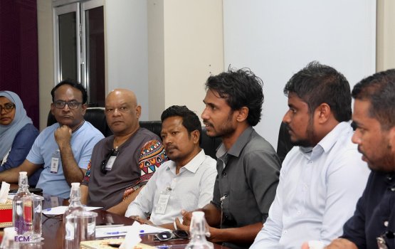 Membarunge gon'di gelley islaahuge massalaagai baiveri nuve, Democrats party filaifi