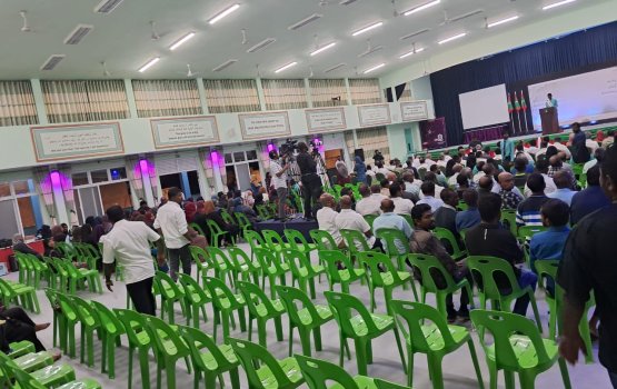 Raees Muizzu vadaigen hoarafushi gai beyvvi jalsaa gai ginaee husgondi!