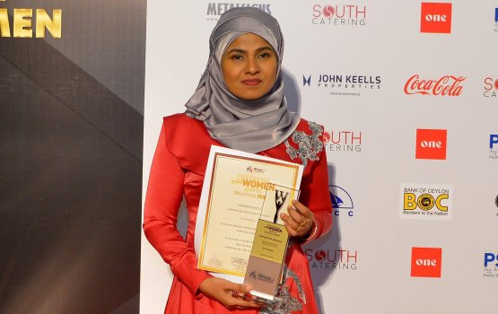 Madi mahai miyaru mas beyrukuran ulhunee Film Director Nahula ge kunfunin