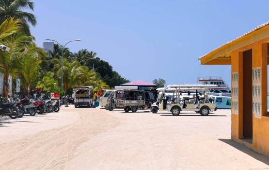 Divine ah feybi fathuruveriaku gelligen hoadhanee