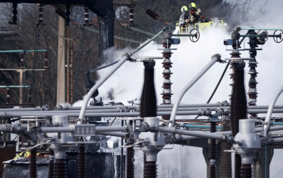 Alifaanuge haadhisaa akaa gulhigen London ge Heathrow airport bandhu kuran jehijje