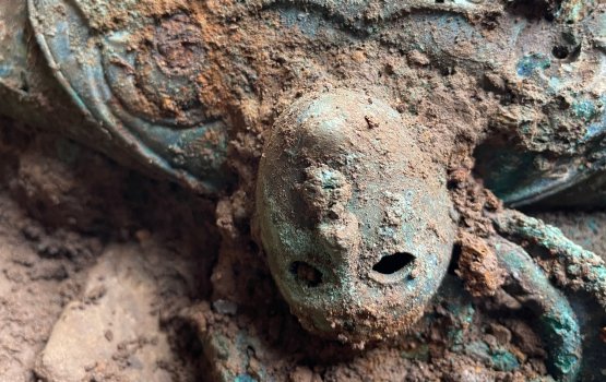 Yorkshire in 2,000 aharu vefaivaa khazaanathakeh fenijje 